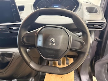 Used Peugeot Partner 2022 for sale - 79426091: Photo