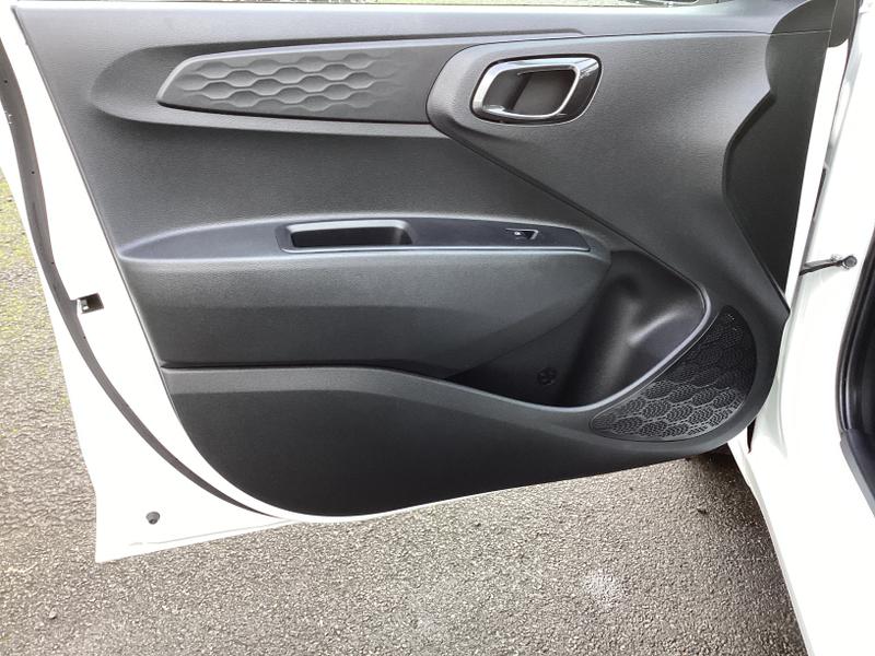 Used Hyundai i10 2022 for sale - 76960870: Photo 28