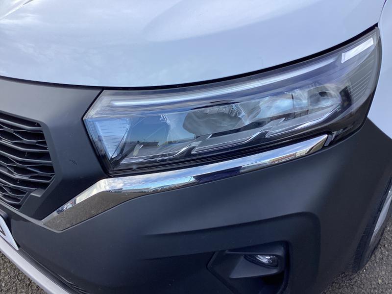 Used Nissan Other 2023 for sale - 77326807: Photo 18