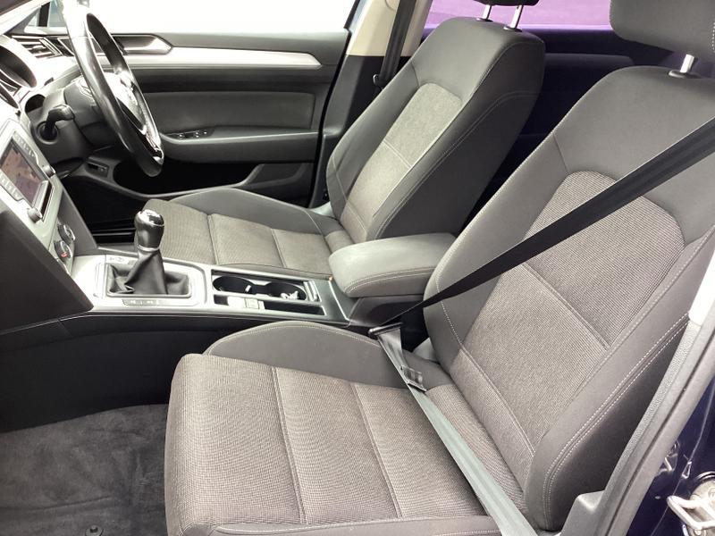 Used Volkswagen Passat 2017 for sale - 76504600: Photo 34