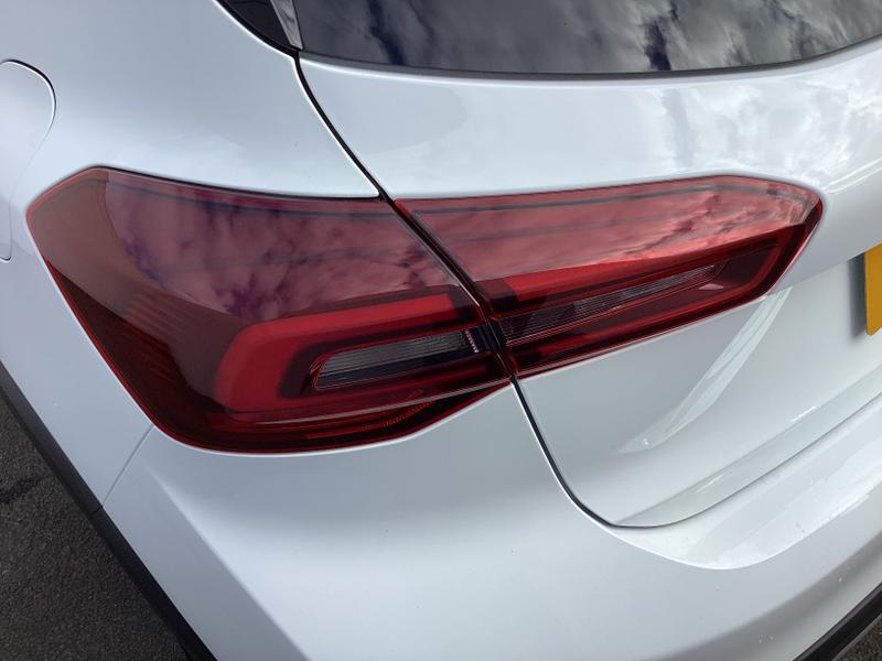 Used Ford Focus 2023 for sale - 76028094: Photo 16