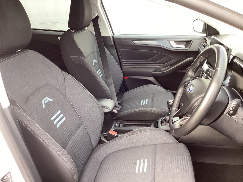 Used Ford Focus 2023 for sale - 76028094: Photo 34