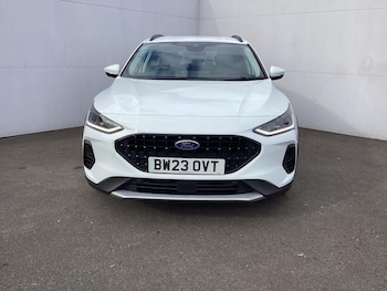 Used Ford Focus 2023 for sale - 76028094: Photo