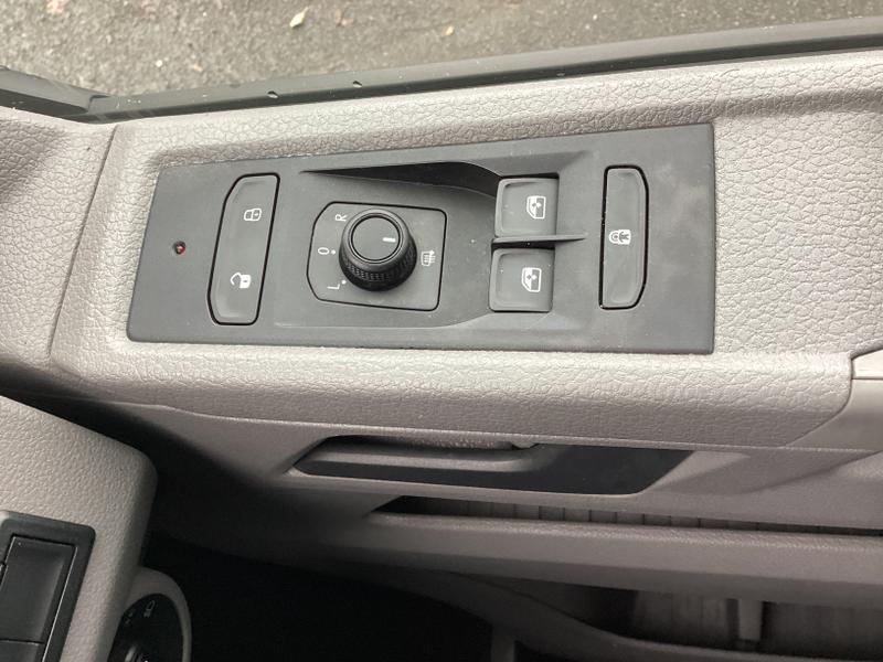 Used Volkswagen Transporter Shuttle 2020 for sale - 76895589: Photo 28