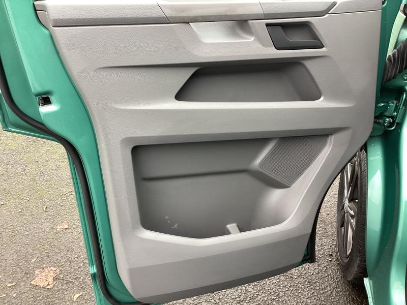 Used Volkswagen Transporter Shuttle 2020 for sale - 76895589: Photo 30