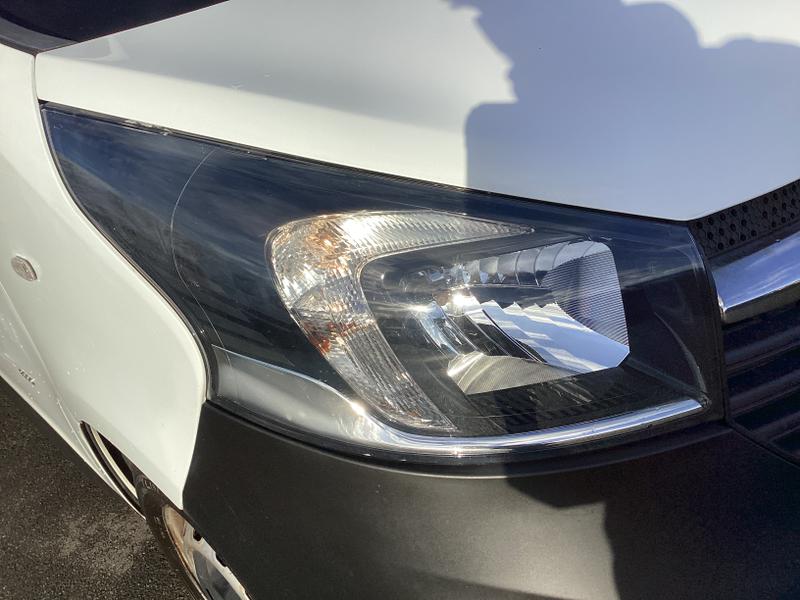 Used Vauxhall Vivaro 2018 for sale - 77106632: Photo 17