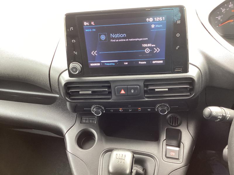 Used Peugeot Partner 2020 for sale - 77198999: Photo 23