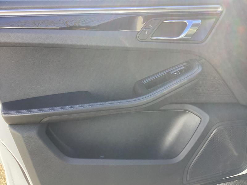 Used Porsche Macan 2017 for sale - 77665747: Photo 34