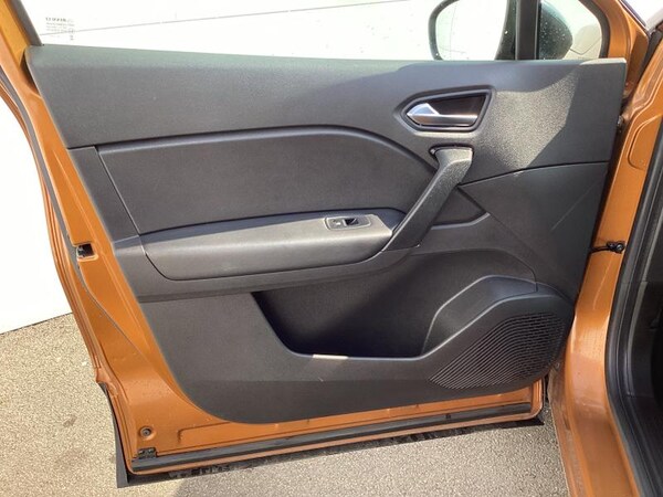 Used Renault Captur 2021 for sale - 75343377: Photo 30