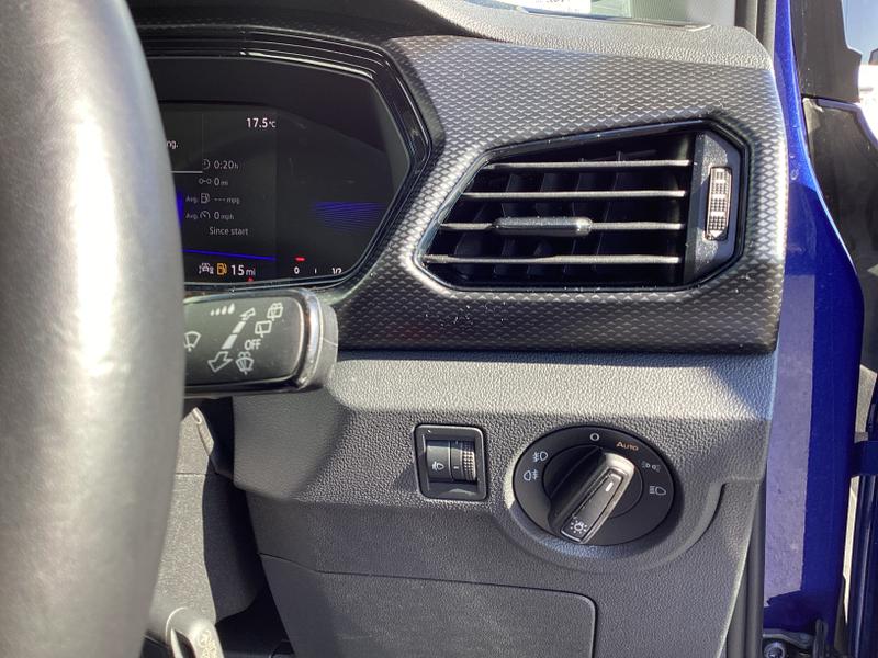 Used Volkswagen T-Cross 2023 for sale - 75908335: Photo 23