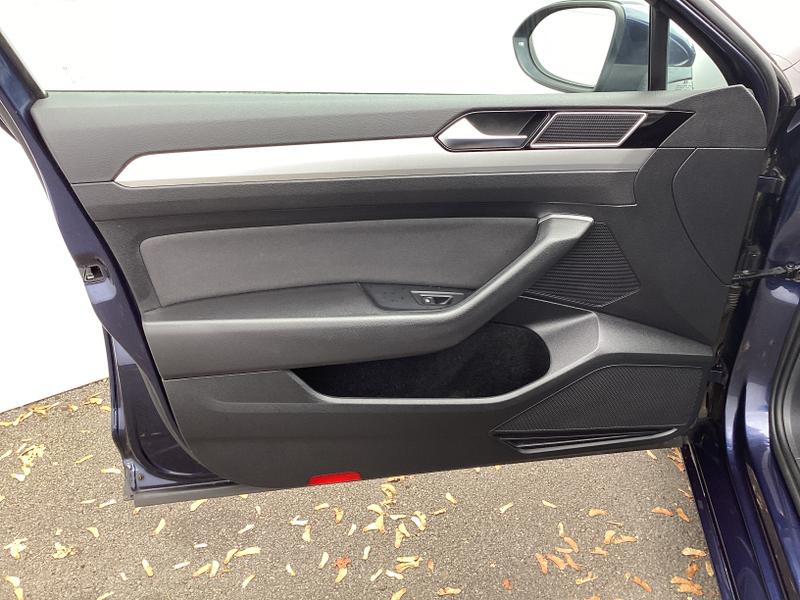 Used Volkswagen Passat 2017 for sale - 77088242: Photo 31