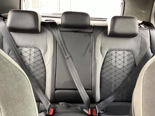 Used Volkswagen Golf 2020 for sale - 74917643: Photo 38