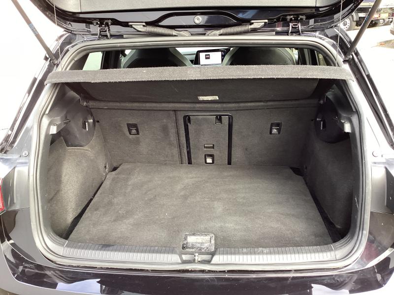 Used Volkswagen Golf 2020 for sale - 74917643: Photo 42