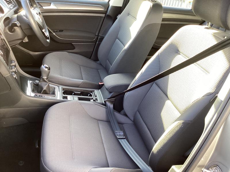 Used Volkswagen Golf 2017 for sale - 76508172: Photo 33