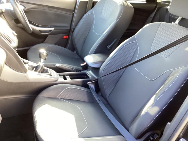 Used Ford Focus 2017 for sale - 77931205: Photo 32