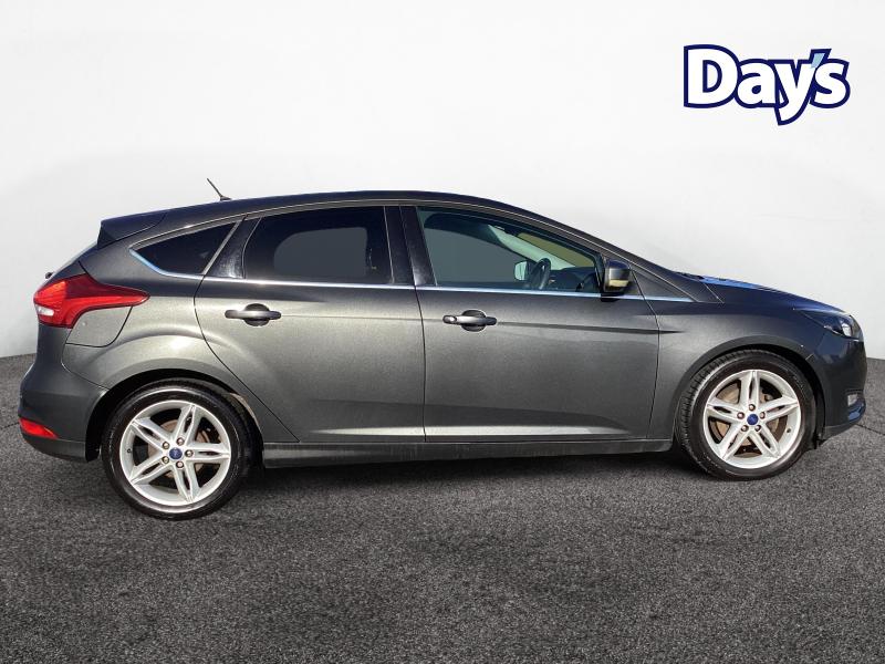 Used Ford Focus 2017 for sale - 77931205: Photo 9