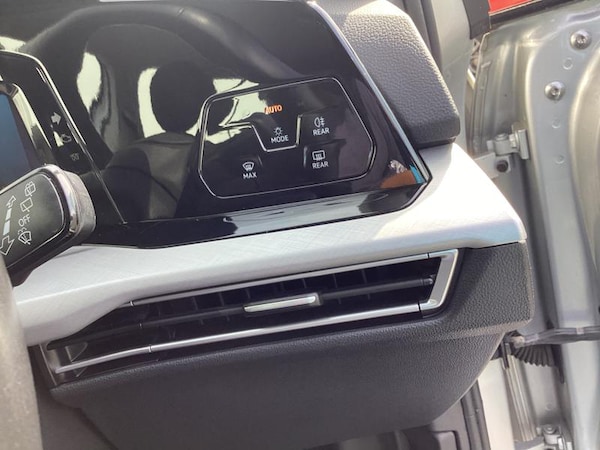 Used Volkswagen Golf 2021 for sale - 74718045: Photo 23