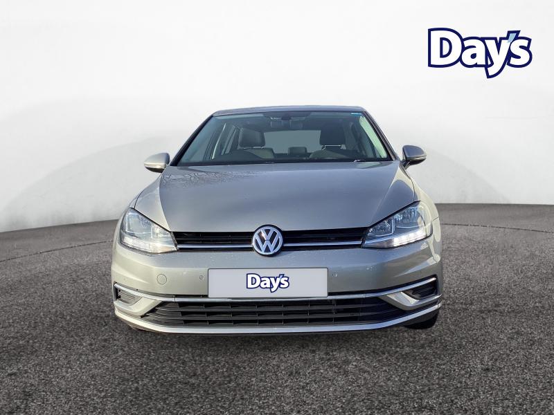 Used Volkswagen Golf 2017 for sale - 77148103: Photo 3