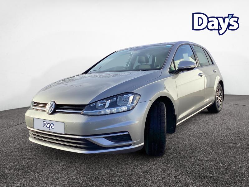 Used Volkswagen Golf 2017 for sale - 77148103: Photo 8