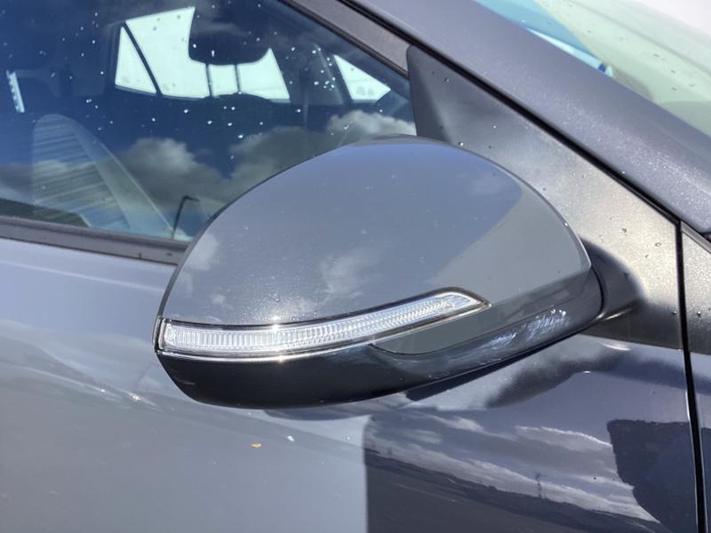 Used Kia Stonic 2023 for sale - 75632632: Photo 10