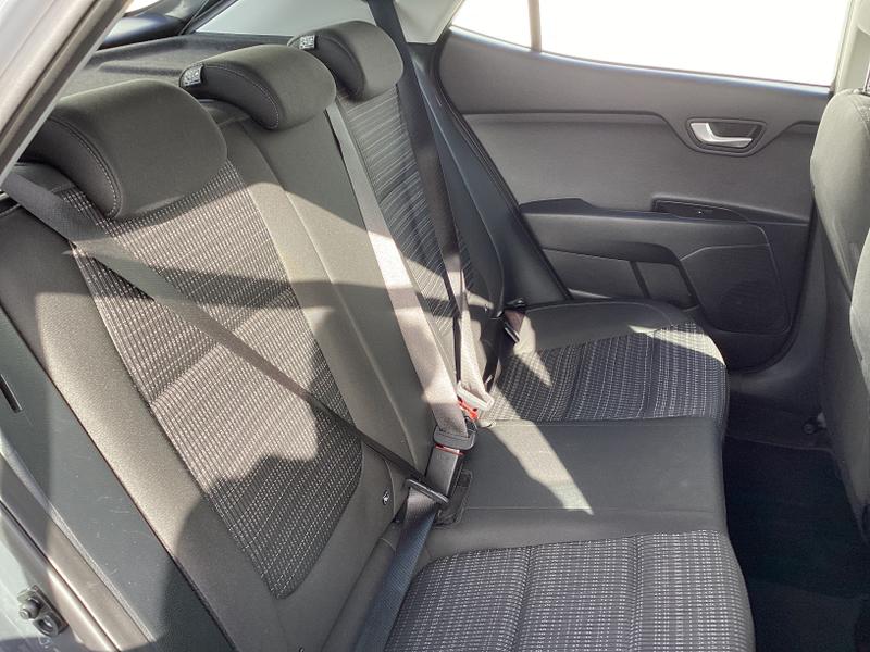 Used Kia Stonic 2023 for sale - 75632632: Photo 33