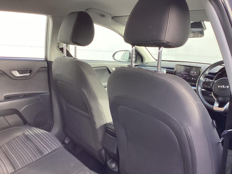 Used Kia Stonic 2023 for sale - 75632632: Photo 34