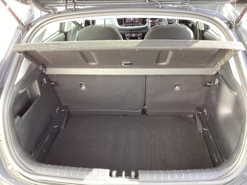 Used Kia Stonic 2023 for sale - 75632632: Photo 39