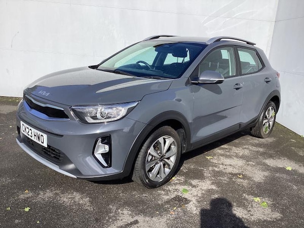Used Kia Stonic 2023 for sale - 75632632: Photo 4