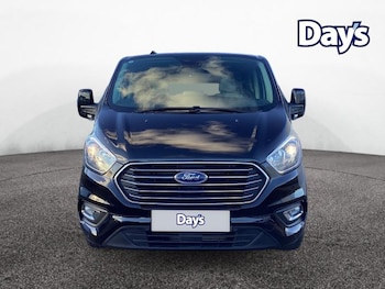 Used Ford Tourneo Custom 2022 for sale - 76653464: Photo