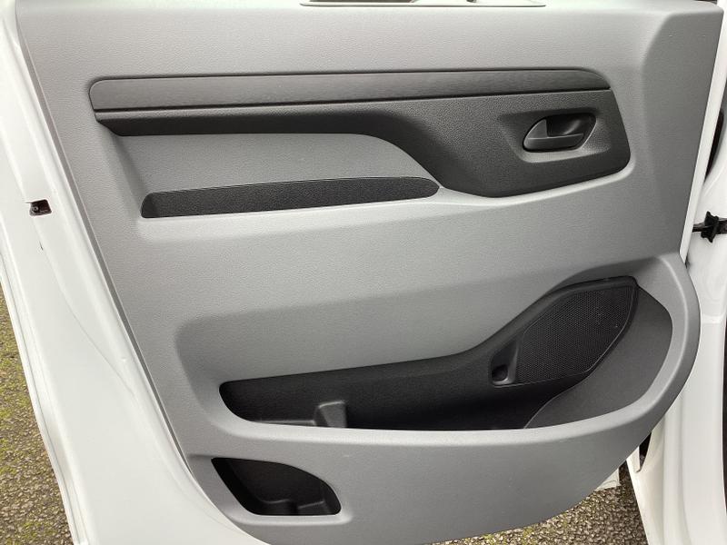 Used Vauxhall Vivaro Electric 2022 for sale - 77367589: Photo 29