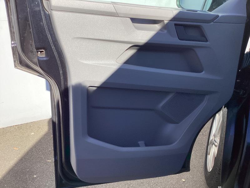 Used Volkswagen Transporter Shuttle 2020 for sale - 75598721: Photo 32