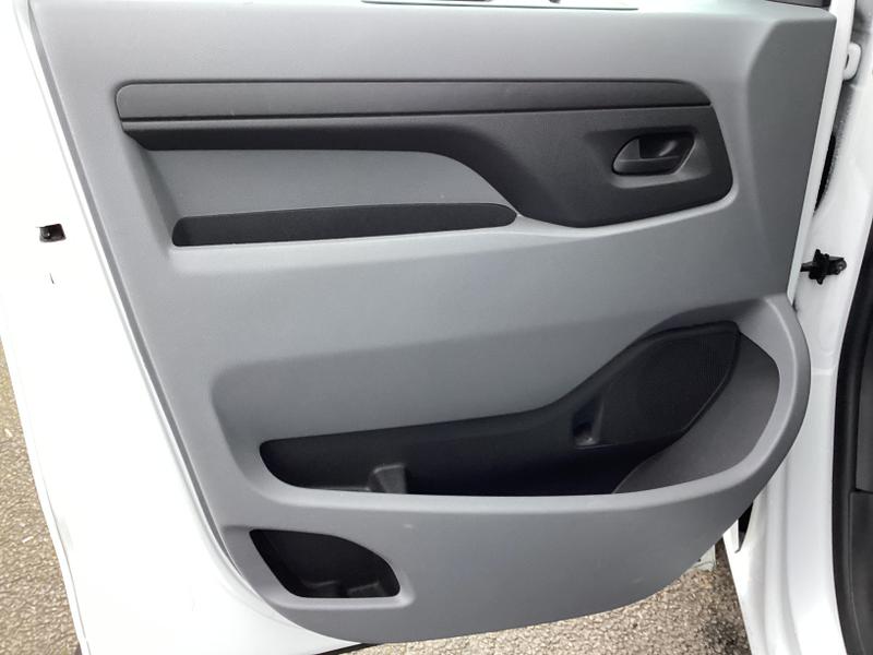 Used Vauxhall Vivaro Electric 2022 for sale - 77665779: Photo 29