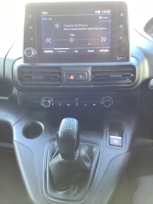 Used Peugeot Partner 2020 for sale - 76209333: Photo 21