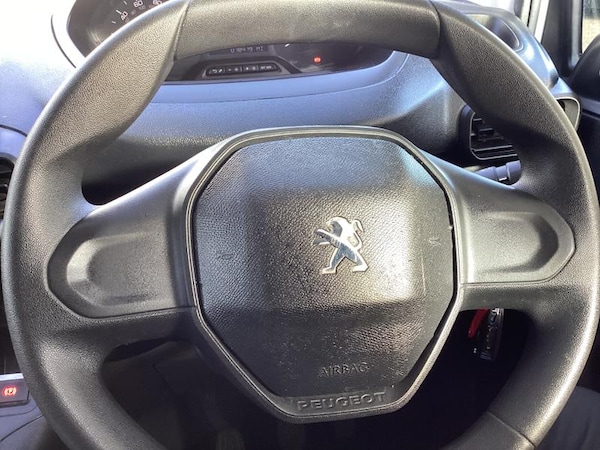Used Peugeot Partner 2020 for sale - 76209333: Photo 23
