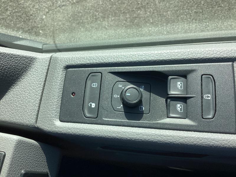 Used Volkswagen Transporter 2024 for sale - 78166397: Photo 29