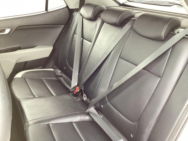 Used Kia Stonic 2019 for sale - 75489850: Photo 37