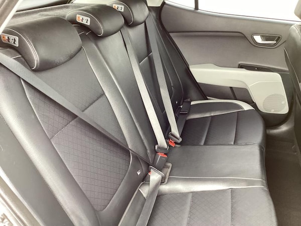 Used Kia Stonic 2019 for sale - 75489850: Photo 38