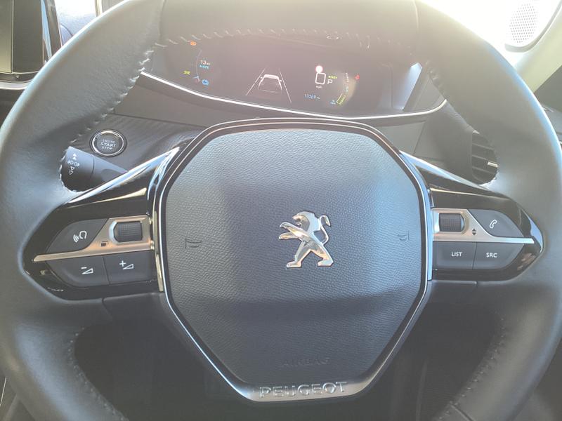 Used Peugeot E-2008 2021 for sale - 77152233: Photo 24