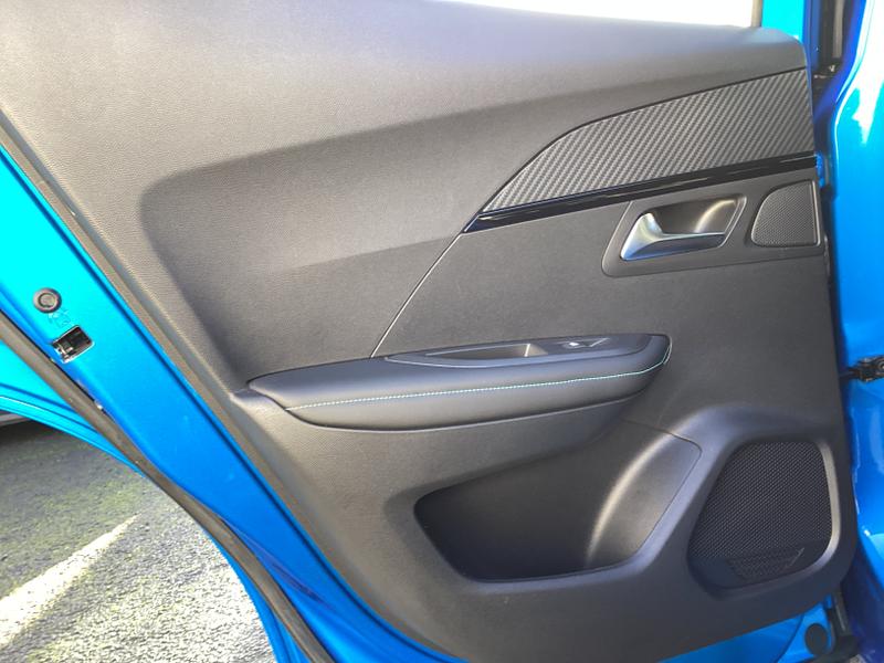 Used Peugeot E-2008 2021 for sale - 77152233: Photo 29