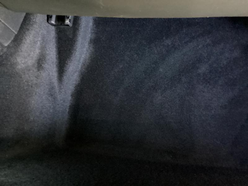 Used Peugeot E-2008 2021 for sale - 77152233: Photo 40