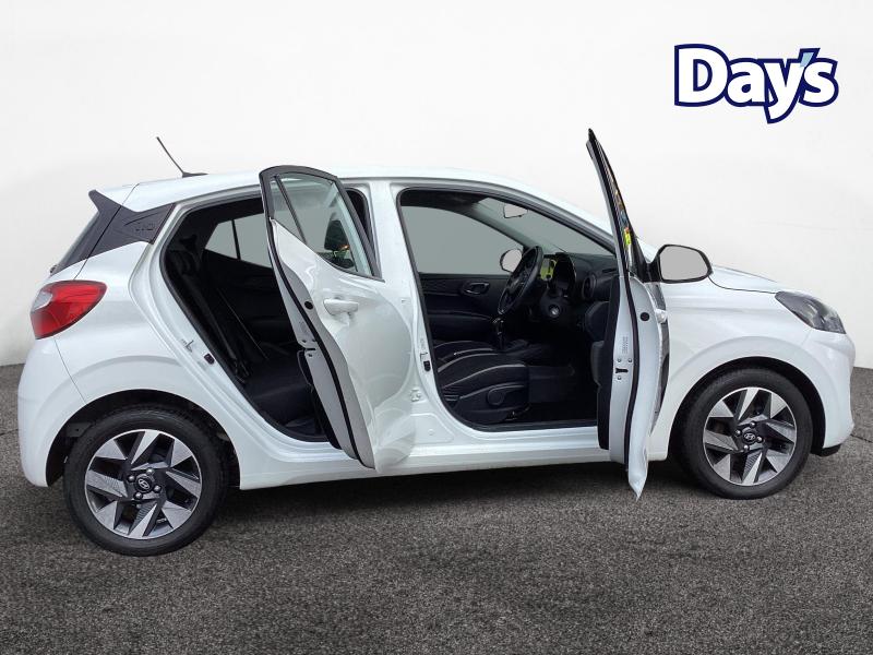 Used Hyundai i10 2023 for sale - 77983628: Photo 11