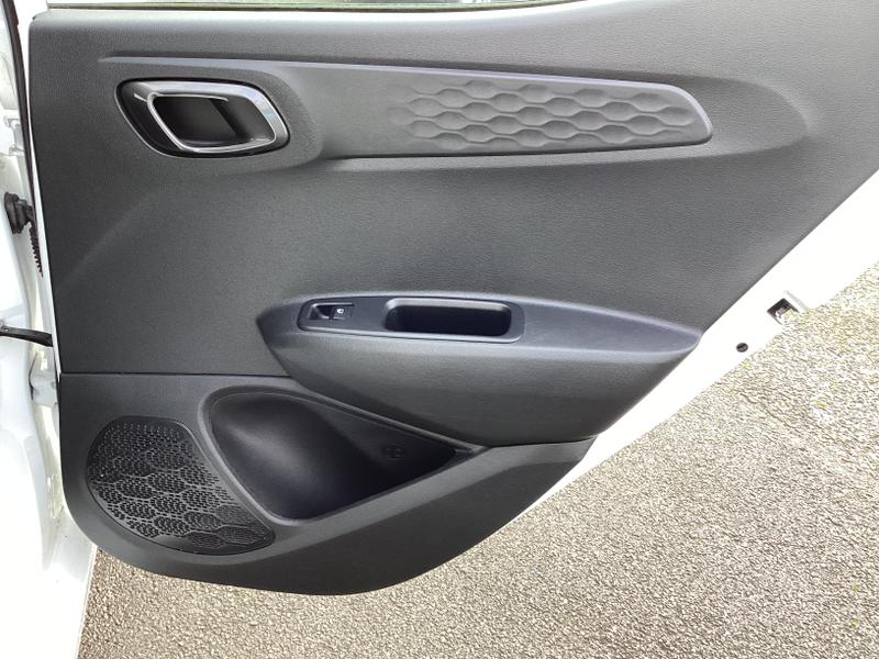 Used Hyundai i10 2023 for sale - 77983628: Photo 29