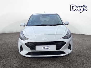 Used Hyundai i10 2023 for sale - 77983628: Photo