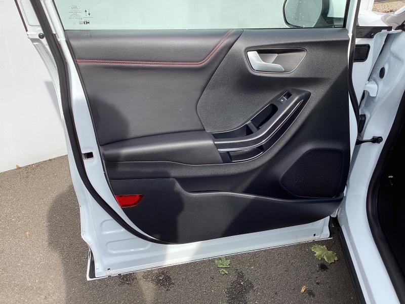 Used Ford Puma 2023 for sale - 75908383: Photo 32