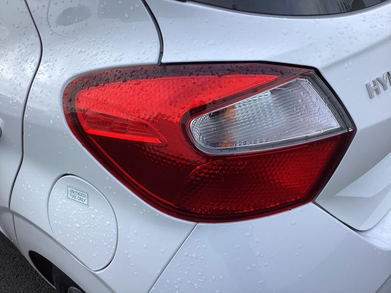 Used Hyundai i10 2022 for sale - 77641440: Photo 13