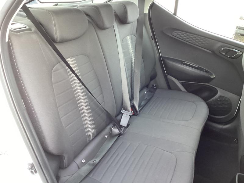 Used Hyundai i10 2022 for sale - 77641440: Photo 33