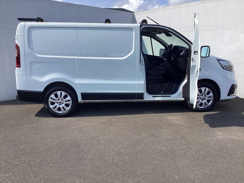 Used Renault Trafic 2023 for sale - 76830306: Photo 16