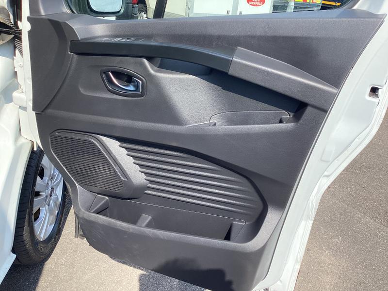 Used Renault Trafic 2023 for sale - 76830306: Photo 32