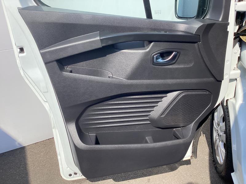 Used Renault Trafic 2023 for sale - 76830306: Photo 33