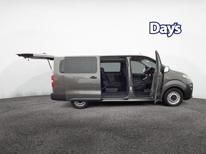 Used Vauxhall Vivaro Life 2022 for sale - 76616204: Photo 20